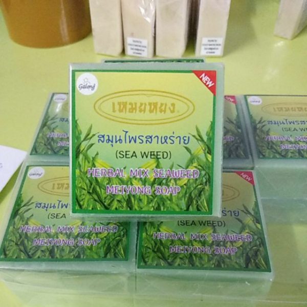 Galong Meyyong Seaweed Soap